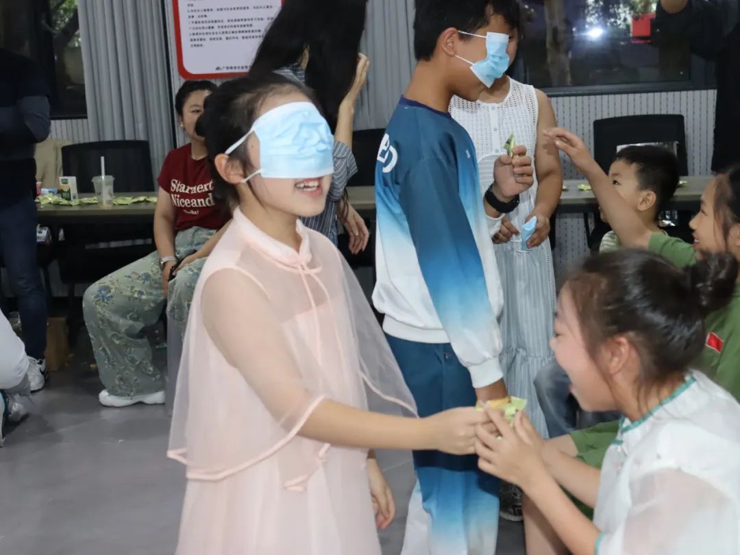 人文眷注 | 欢喜六一 与人文眷注 | 欢喜六一 与你童行--金海不锈钢2025年六一亲子运动来啦！你童行--金海不锈钢2025年六一亲子运动来啦！_广东金海；Ｑだ眉庞邢薰 - 不锈钢 - 商业 - 物流