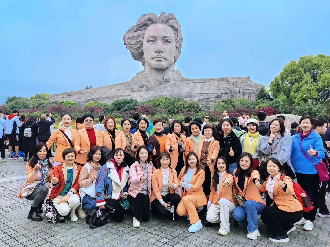 【走访交流】“家族传承与AI科技立异探讨”——协会湖南游学之旅_广东金海唬Ｑだ眉庞邢薰 - 不锈钢 - 商业 - 物流