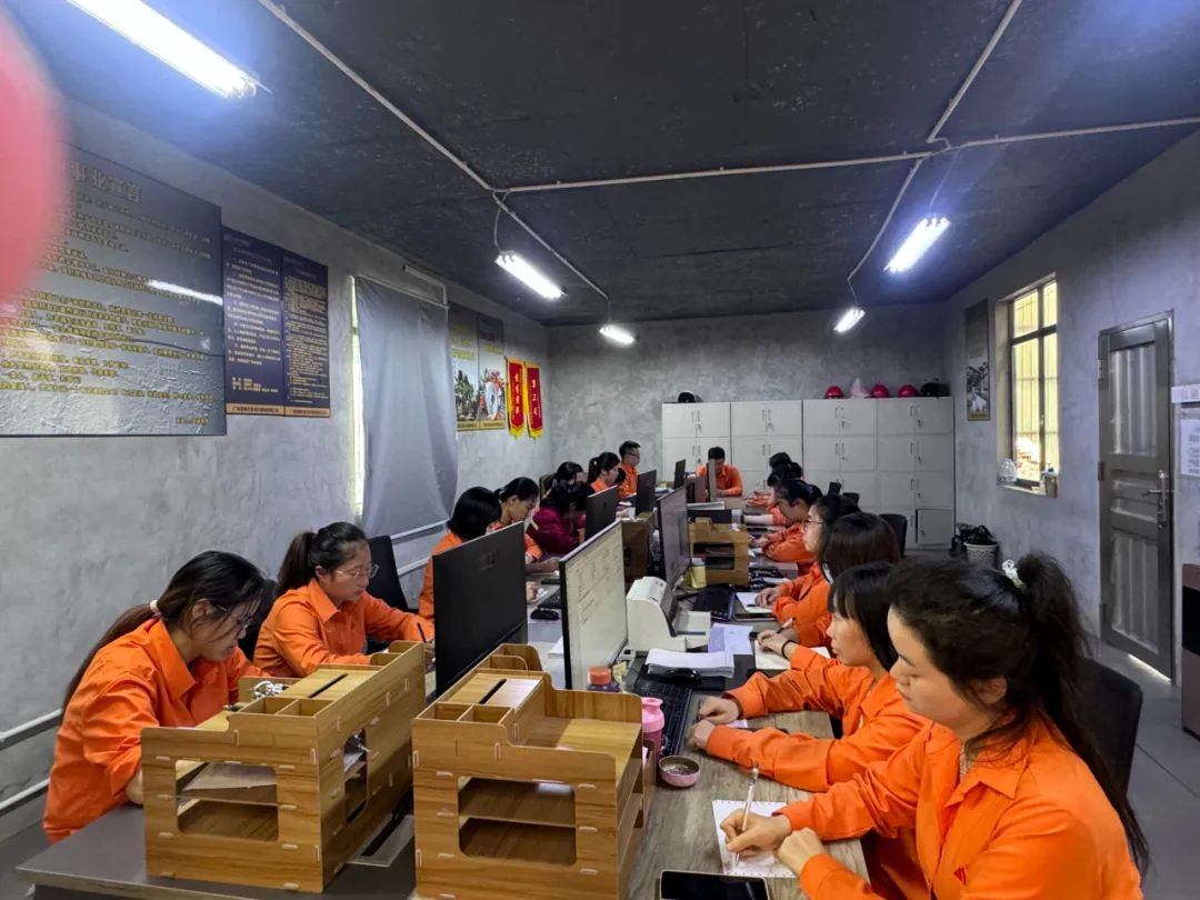 绩效激励 | 金海不锈钢4月绩效谋划治理主题事情圆满完成!_广东金；；Ｑだ眉庞邢薰 - 不锈钢 - 商业 - 物流