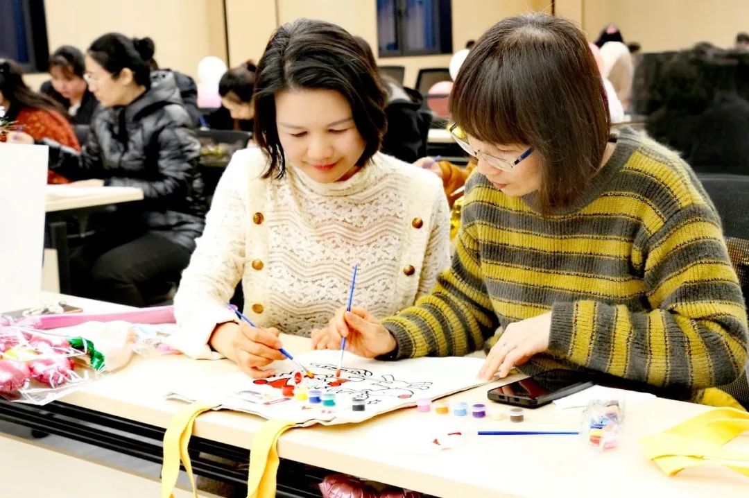 人文眷注 | 魅力女神 绽放金海--金海不锈钢2025年三八妇女节运动_广东金；；；；；Ｑだ眉庞邢薰 - 不锈钢 - 商业 - 物流
