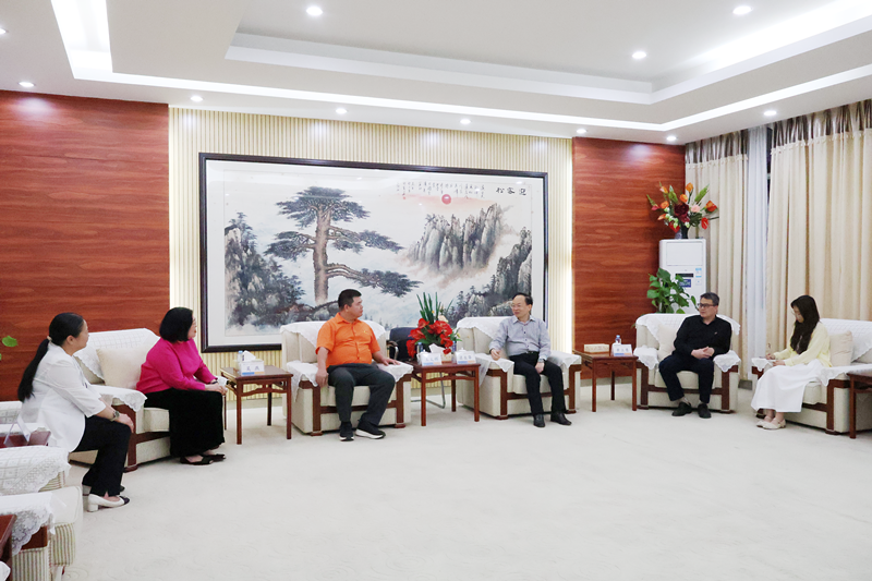 校企相助 | 梧州广东商会会长王文辉与梧州学院学子共话AI时代下的职业生长密码_广东金；Ｑだ眉庞邢薰 - 不锈钢 - 商业 - 物流