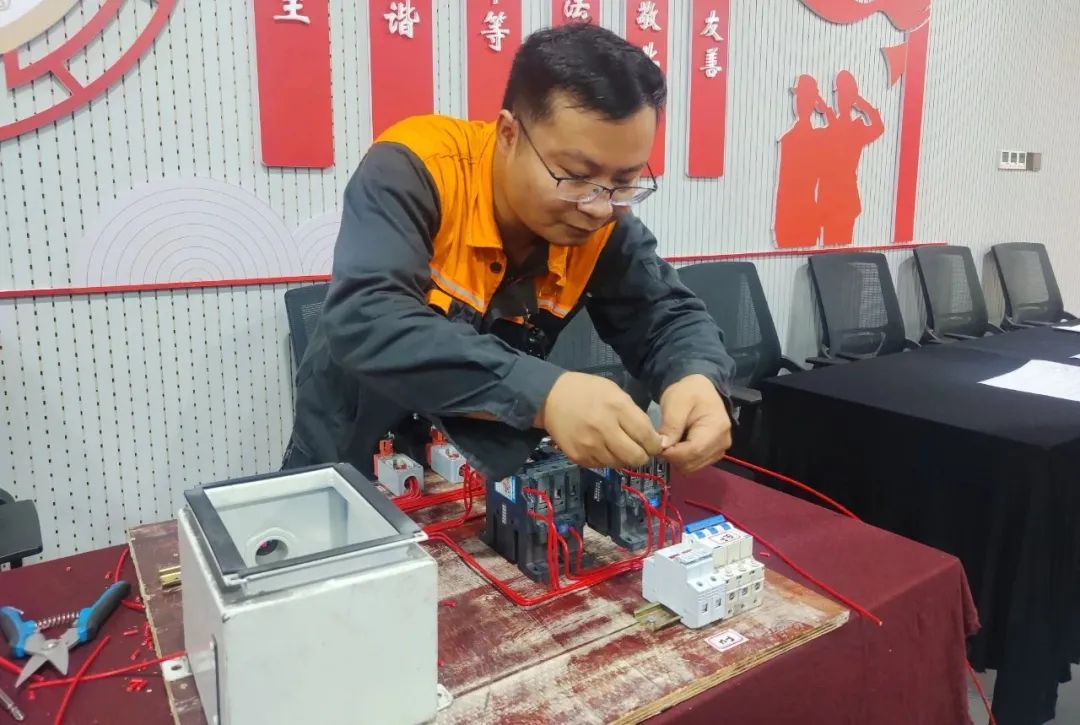 学习型组织 | 30多个赛项，，，，，，500人加入--金海不锈钢2025年劳下手艺竞赛运动乐成举行！_广东金；；；Ｑだ眉庞邢薰 - 不锈钢 - 商业 - 物流