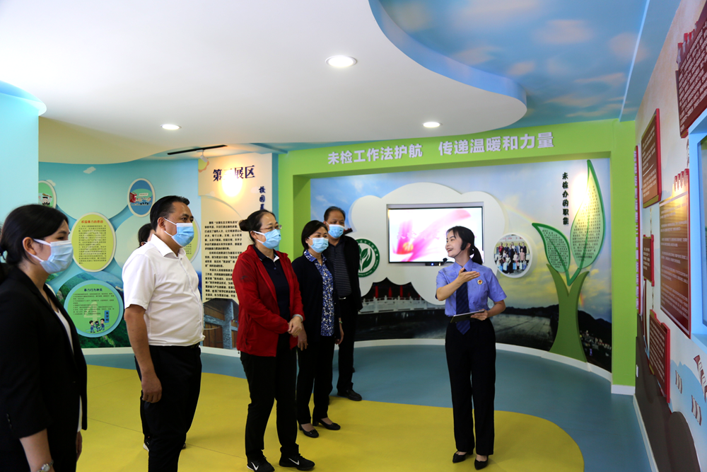 党建之窗 | 自治区妇联主席刘咏梅一行莅临金海不锈钢指导妇联组织建设事情_广东金海；；；Ｑだ眉庞邢薰 - 不锈钢 - 商业 - 物流