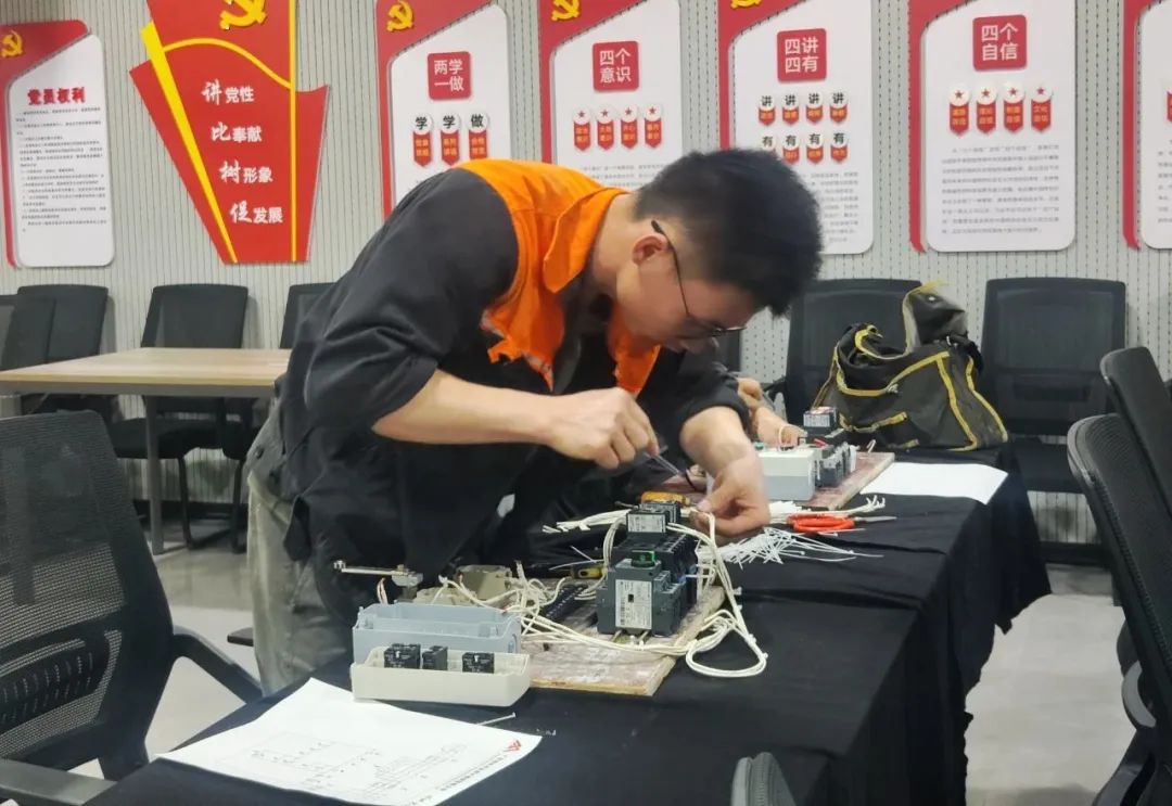 学习型组织 | 30多个赛项，，，，，，500人加入--金海不锈钢2025年劳下手艺竞赛运动乐成举行！_广东金；；；Ｑだ眉庞邢薰 - 不锈钢 - 商业 - 物流