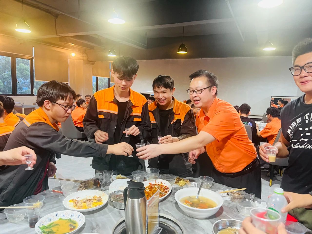 无畏于低谷 智造开新局--金海；；Ｑだ眉沤ㄉ26周年庆典暨广西梧州市金海不锈钢有限公司颁奖仪式乐成举行！_广东金海；；Ｑだ眉庞邢薰 - 不锈钢 - 商业 - 物流
