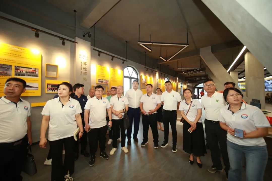 社会公益丨梧州广东商会、高尔夫球协会举行“企业谋划”培训班_广东金海Ｑだ眉庞邢薰 - 不锈钢 - 商业 - 物流