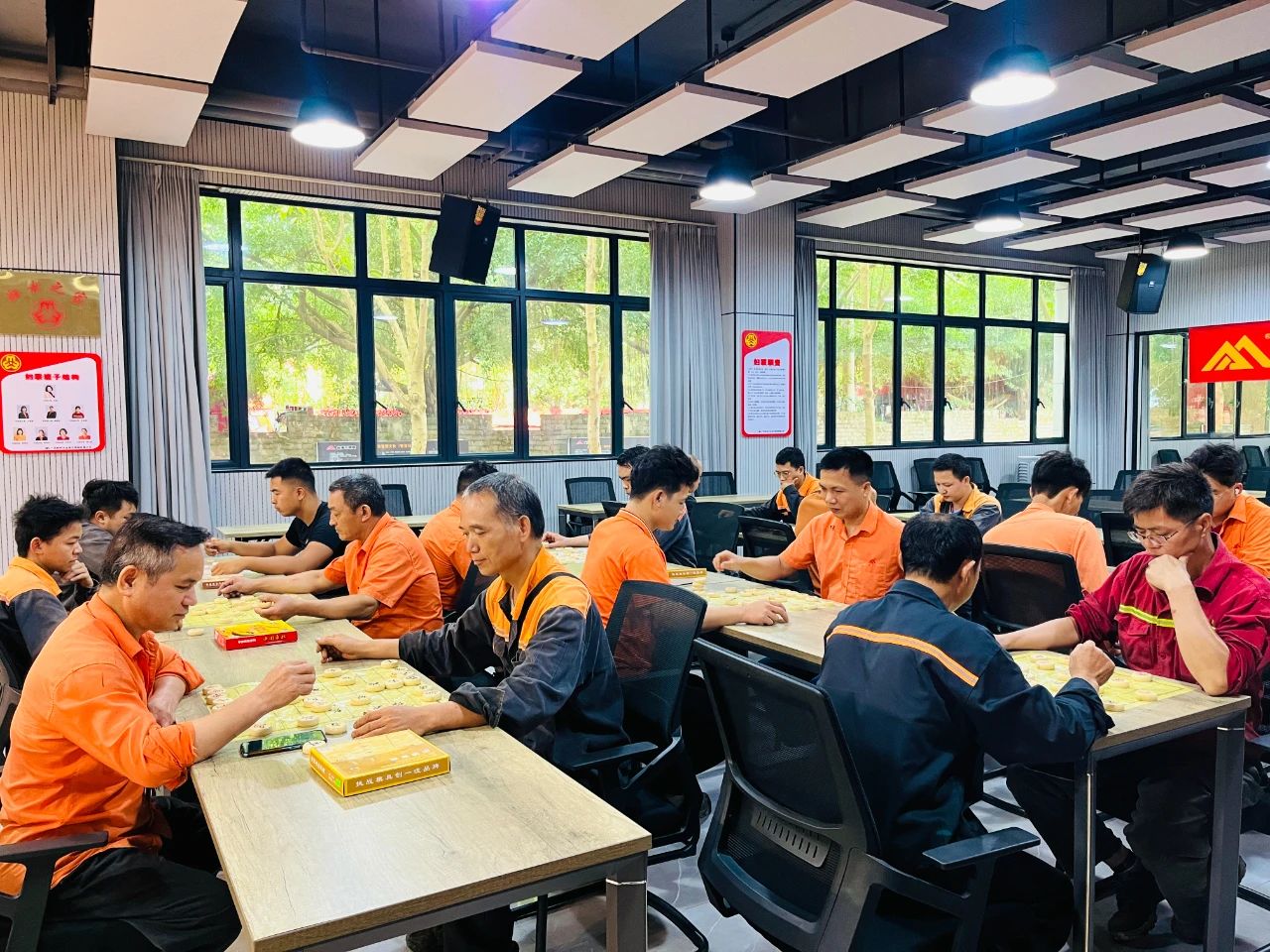 金海铁军 | 燃动青春 奔跑金海--金海不锈钢第十一届运动会震撼来袭！_广东金；；Ｑだ眉庞邢薰 - 不锈钢 - 商业 - 物流