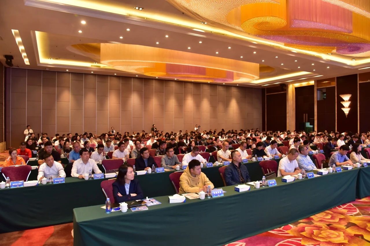 金海最前线 | “梧商聚能 北行助力”--2025年政银企相助交流运动暨第一期企业高质量生长课堂_广东金；；Ｑだ眉庞邢薰 - 不锈钢 - 商业 - 物流