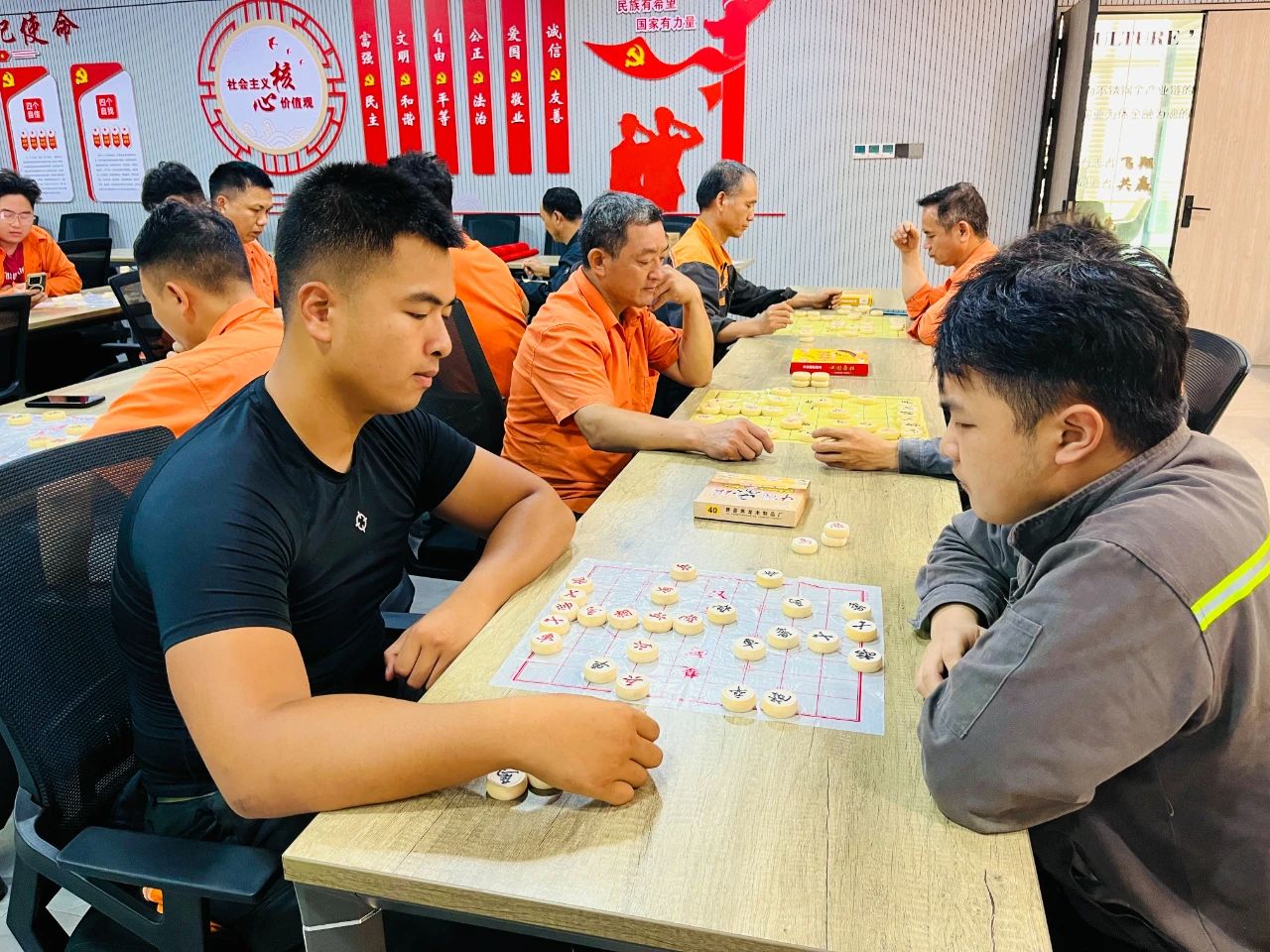金海铁军 | 燃动青春 奔跑金海--金海不锈钢第十一届运动会震撼来袭！_广东金；；Ｑだ眉庞邢薰 - 不锈钢 - 商业 - 物流