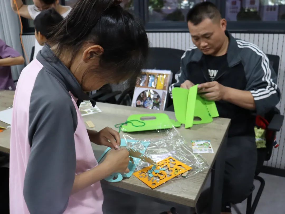 人文眷注 | 欢喜六一 与人文眷注 | 欢喜六一 与你童行--金海不锈钢2025年六一亲子运动来啦！你童行--金海不锈钢2025年六一亲子运动来啦！_广东金海；Ｑだ眉庞邢薰 - 不锈钢 - 商业 - 物流